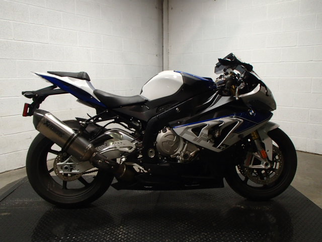 BMW HP4