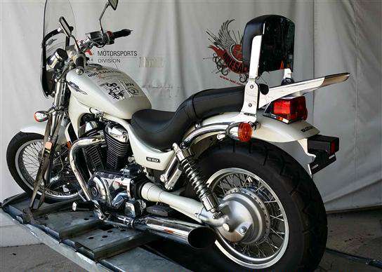 Suzuki VS800