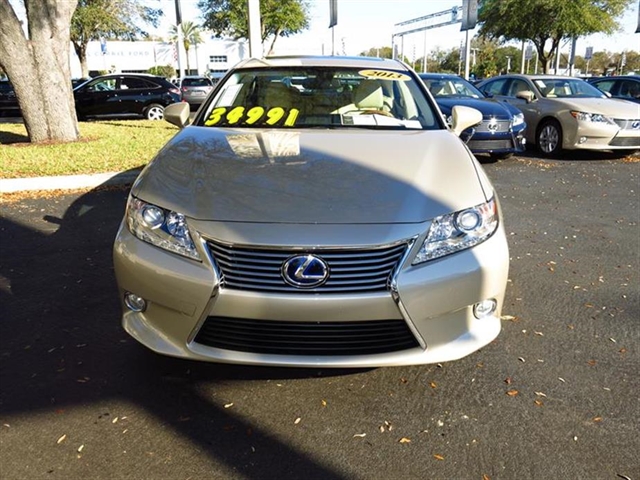2013 Lexus ES