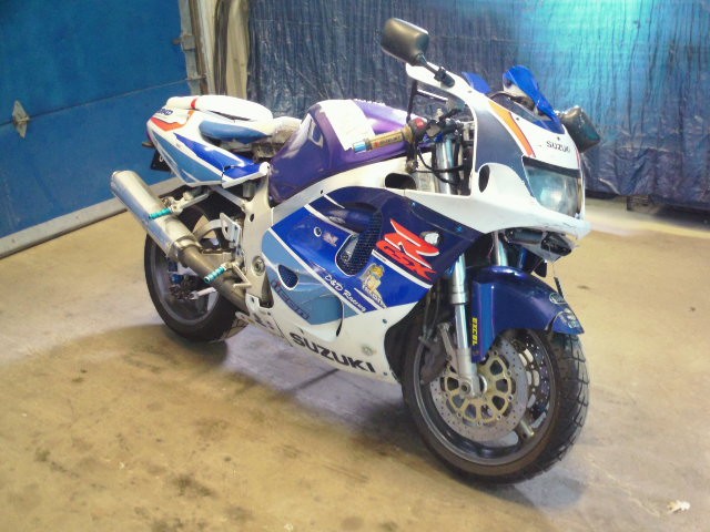 Suzuki GSX-R750
