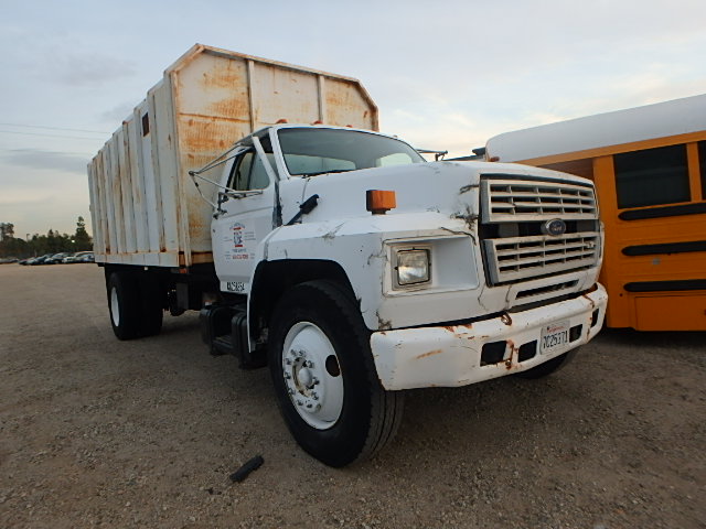 Ford F-700