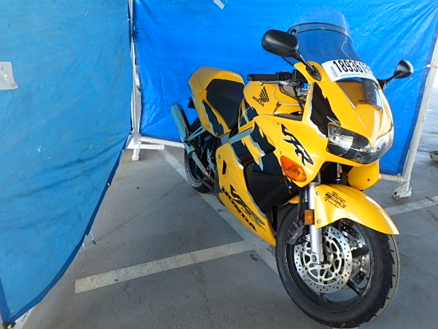 Honda VFR800Fi (INTERCEPTOR)