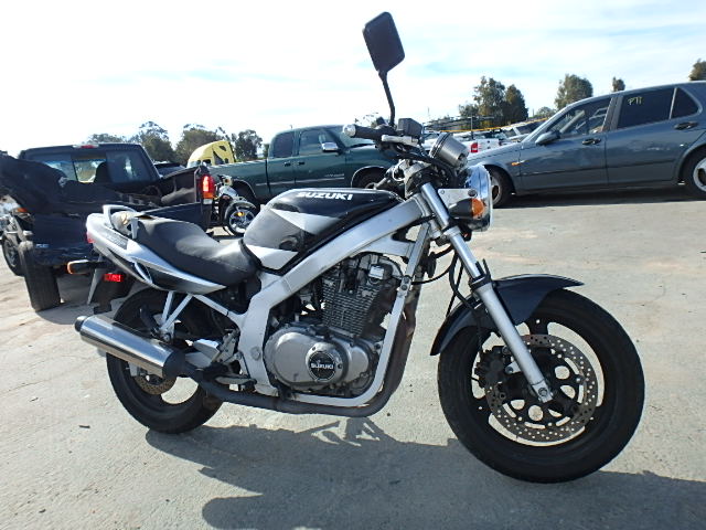 SUZUKI