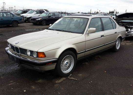 BMW 735iL