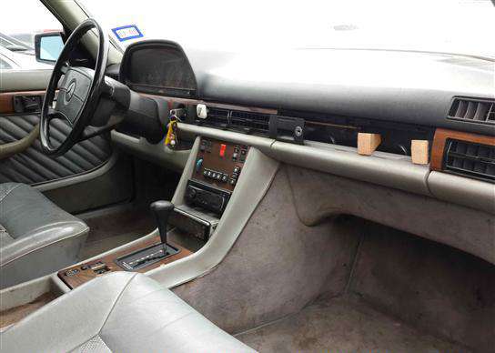 Mercedes-Benz 350