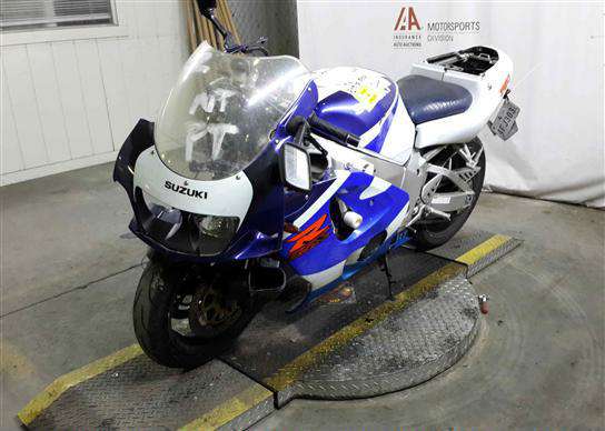 Suzuki GSX-R750
