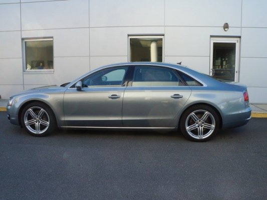 2013 Audi A8