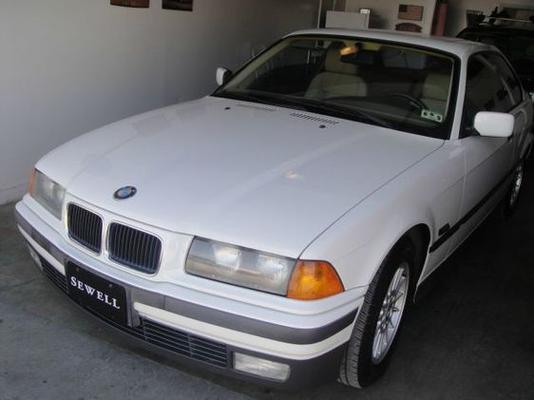 BMW 318iS