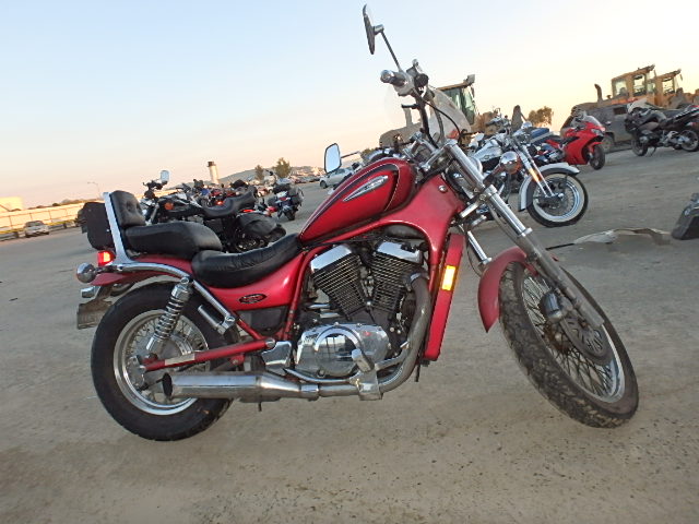 Suzuki VS800
