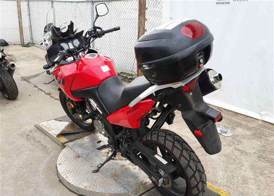 Suzuki DL650
