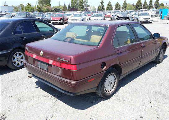 Alfa Romeo 164