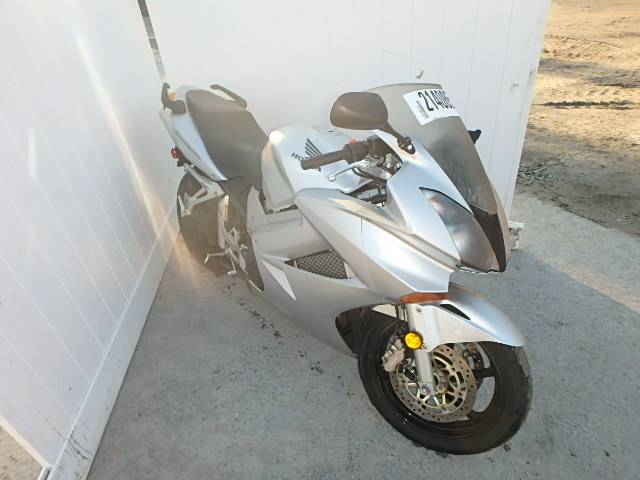 Honda VFR800A (INTERCEPTOR)