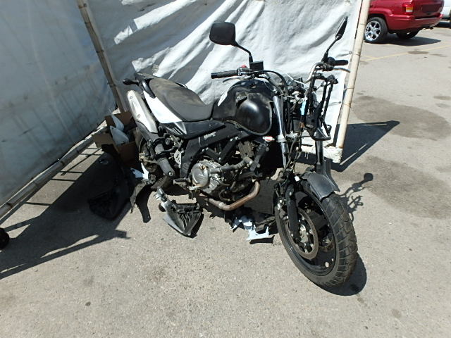 Suzuki DL650AAL/DL650AL