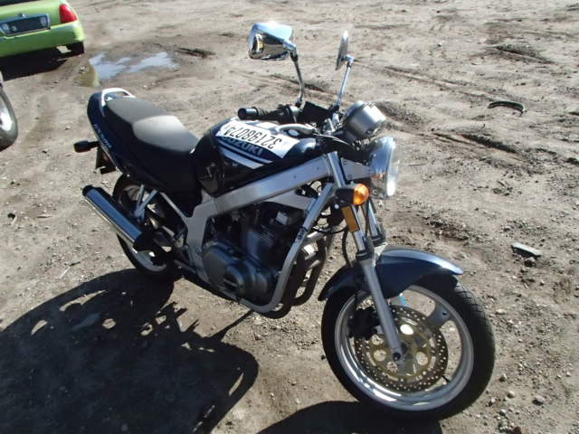 Suzuki GS500