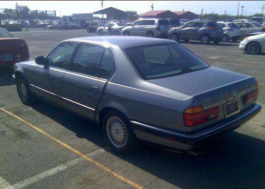 BMW 735iL