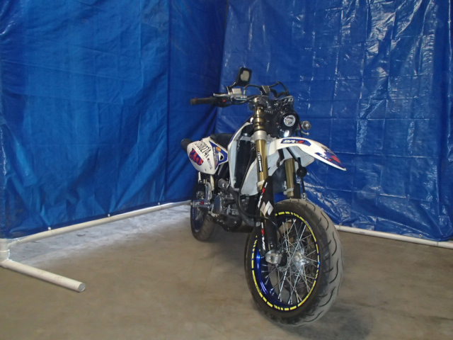 Suzuki DR-Z400SML