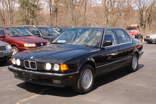BMW 735i