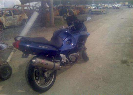 Suzuki GSX750F