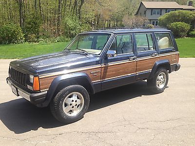 Jeep Wagoneer