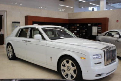 ROLLS-ROYCE