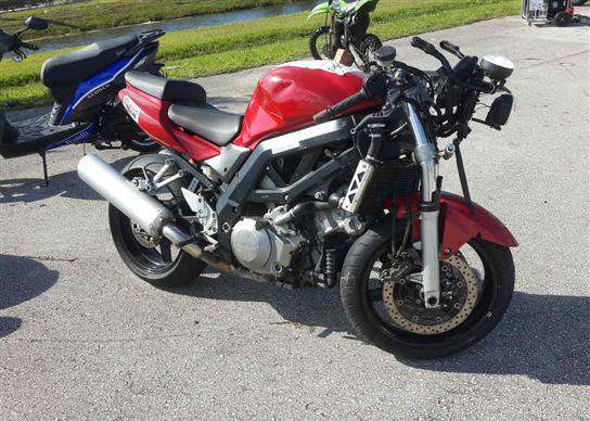 Suzuki SV1000 / SV1000S