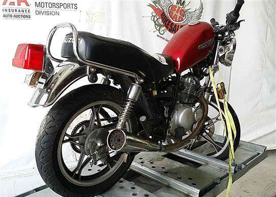 Suzuki GN125E