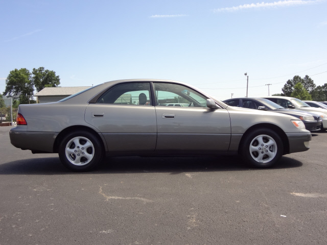 1998 Lexus ES