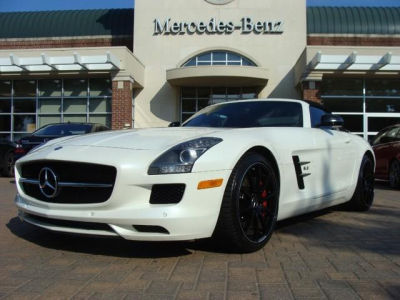 Mercedes-Benz SLS-Class