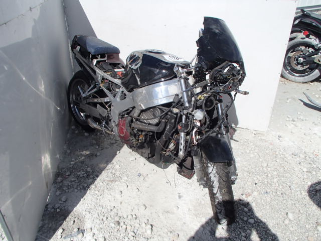 Honda CBR900