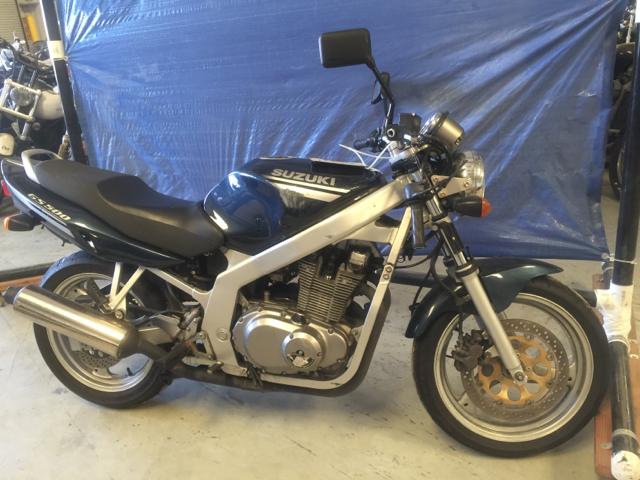 Suzuki GS500