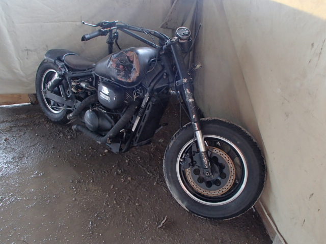 Suzuki VZ800