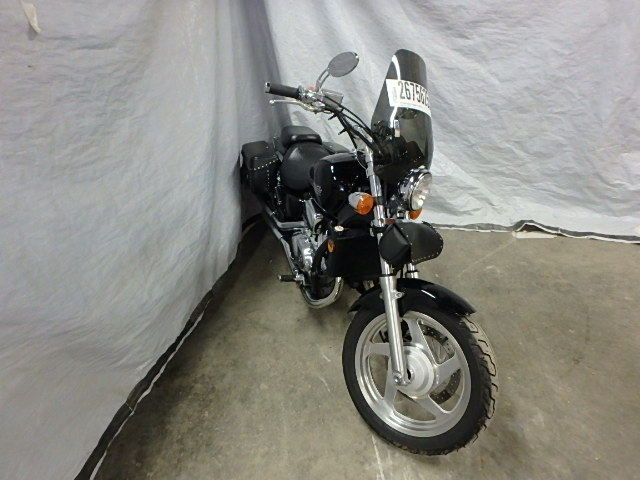 Honda VF750C (MAGNA)