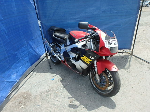 Suzuki GSX-R750