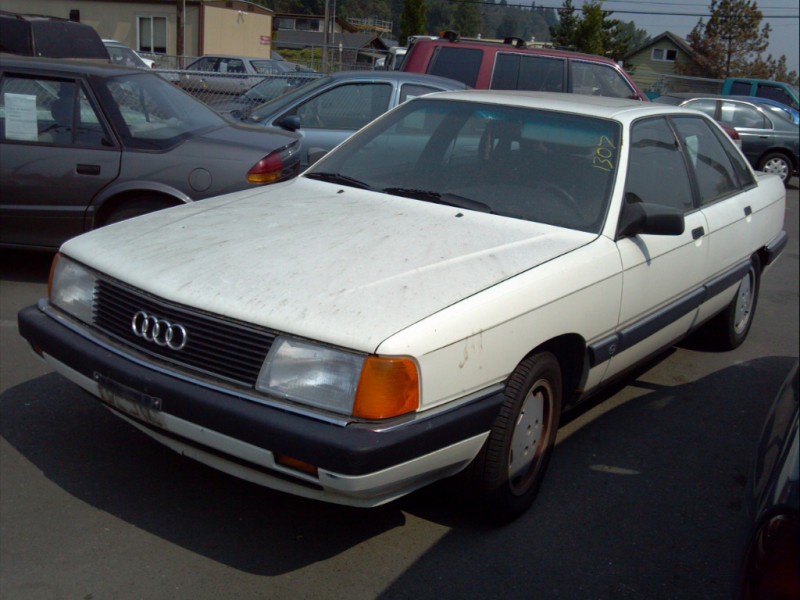 Audi 100