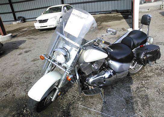 Suzuki VL1500K