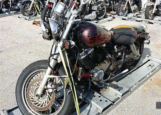 Honda VT1100C2 (SHADOW ACE)