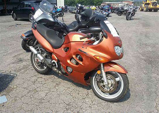 Suzuki GSX600F