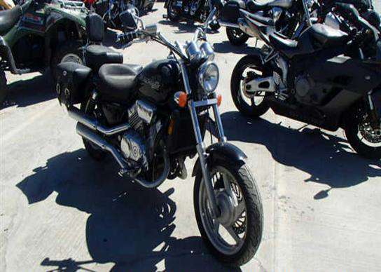 Honda VF750C (MAGNA)