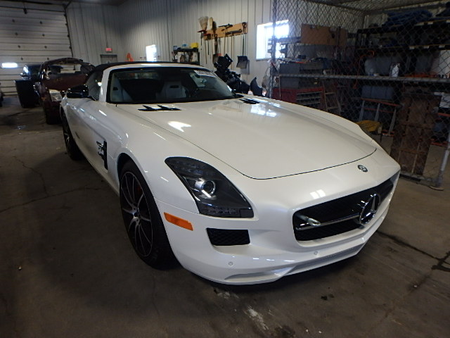 Mercedes-Benz SLS-Class