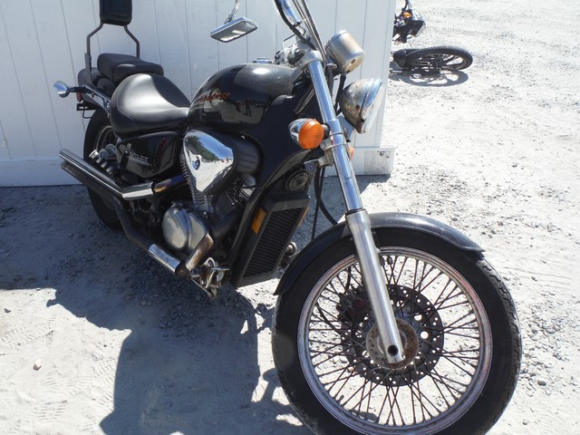 Honda VT600C (SHADOW VLX)
