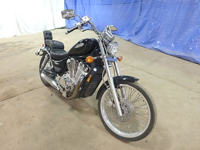 Suzuki VS800
