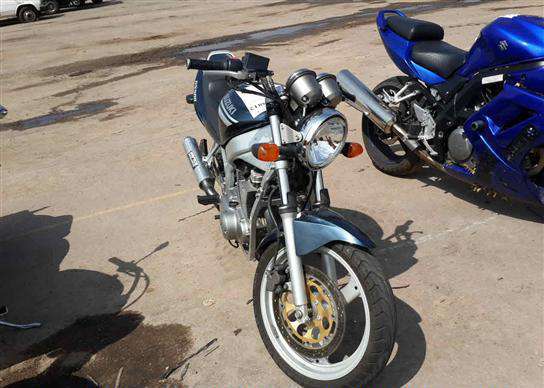 Suzuki GS500