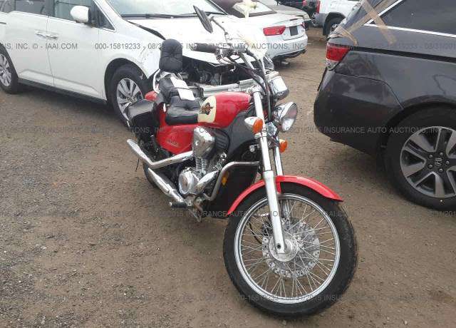 Honda VT600CD (SHADOW VLX DELUXE)