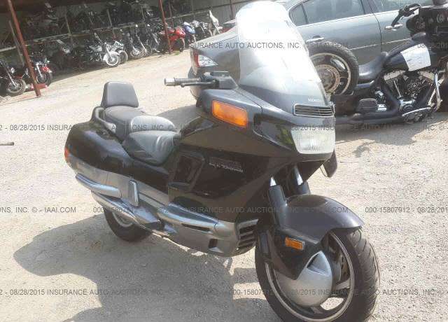 Honda PC800 (PACIFIC COAST)