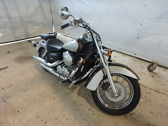 Honda VT750 (Shadow Aero)