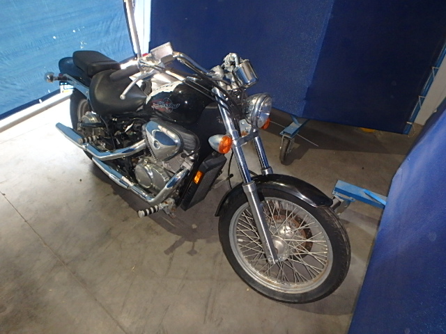 Honda VT600C (SHADOW VLX)