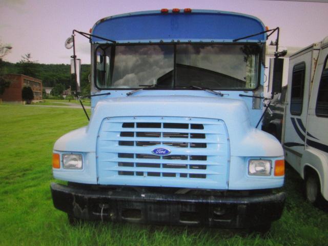 Ford B800