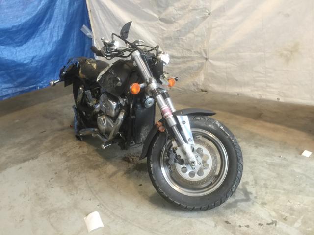 Suzuki VZ800