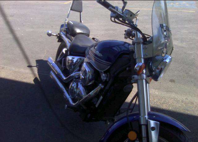 Suzuki VZ800K