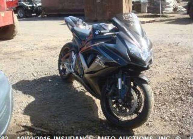 Suzuki GSX-R750